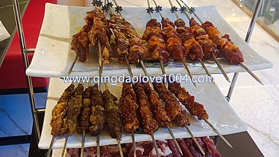 칭다오맛집 가장인기메뉴는 꼬치집이죠
